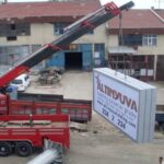 Totem tabelalar (pilon tabelalar), genellikle zemine dikilen, büyük ve yüksek taşıyıcı konstrüksiyon üzerine yerleştirilen tabelalardır.